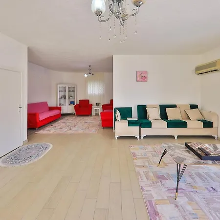 Tugce Villa Kas